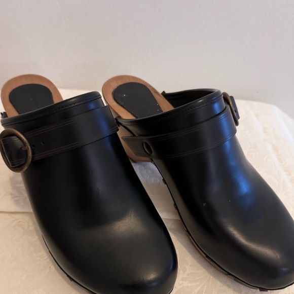 Isabel Marant luxe leather Titya clog. Worn just twice, more than 50%off retail. - Picture 3 of 12